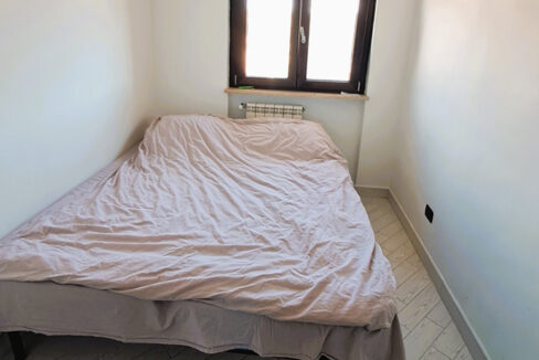 attico-loft-cecchina-camera-pagliarella-immobiliare