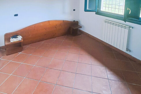 terratetto-giuliano-di-roma-camera-letto-A-pagliarella-immobiliare