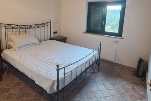 terratetto-giuliano-di-roma-camera-letto-C-pagliarella-immobiliare